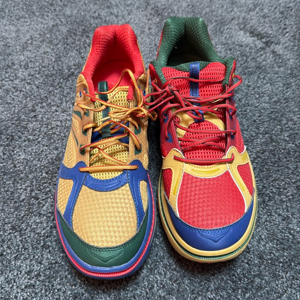 HOKA ONE ONE Men's X EG Bondi B Running Sneaker Shoes, Multicolor men’s size 11